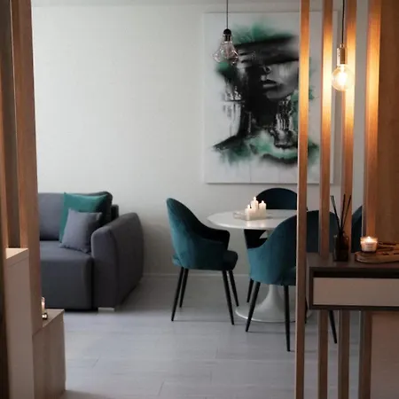 Skyline Loft - Premiere Hospital - Private Parking * Temešvár